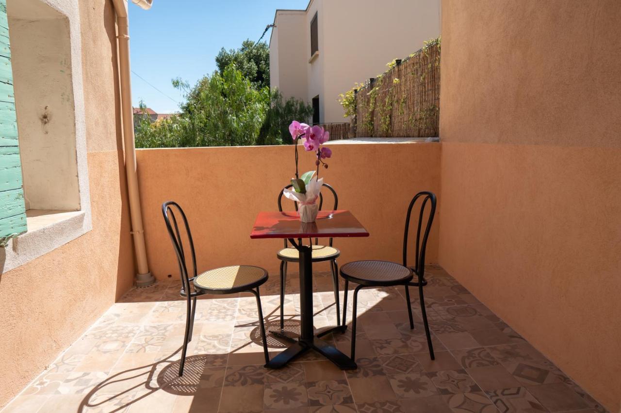 Coeur De Ville T2, Terrasse, Clim Tt Equipe, Parking 滨海萨纳里 外观 照片
